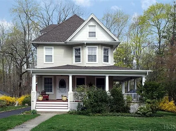 23 Clark St, Pleasantville, NY 10570