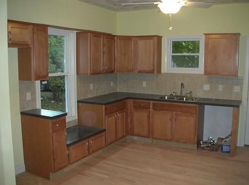 5th image of 457 West Ave