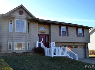 1704 Jadens Way, Washington, IL 61571