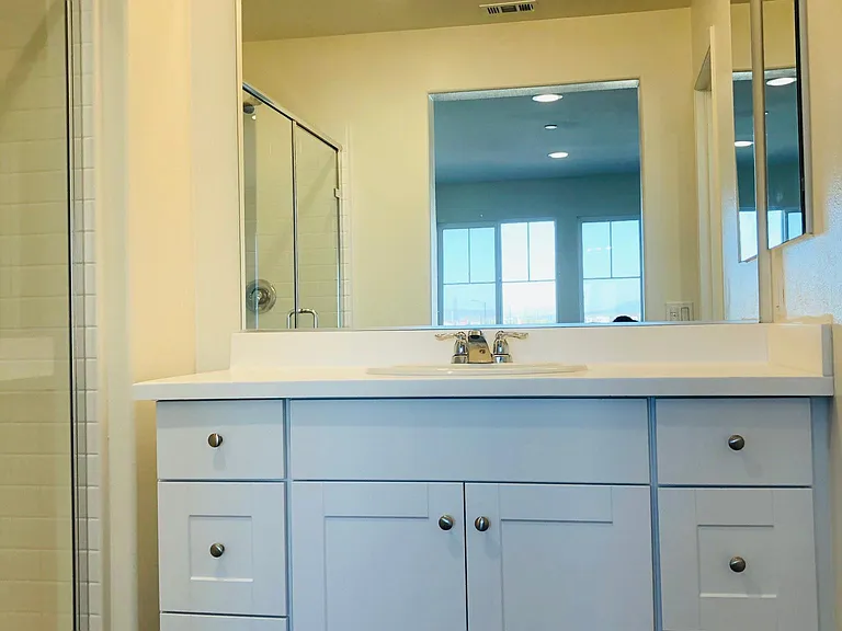 2897 E La Avenida Dr — Photo 24
