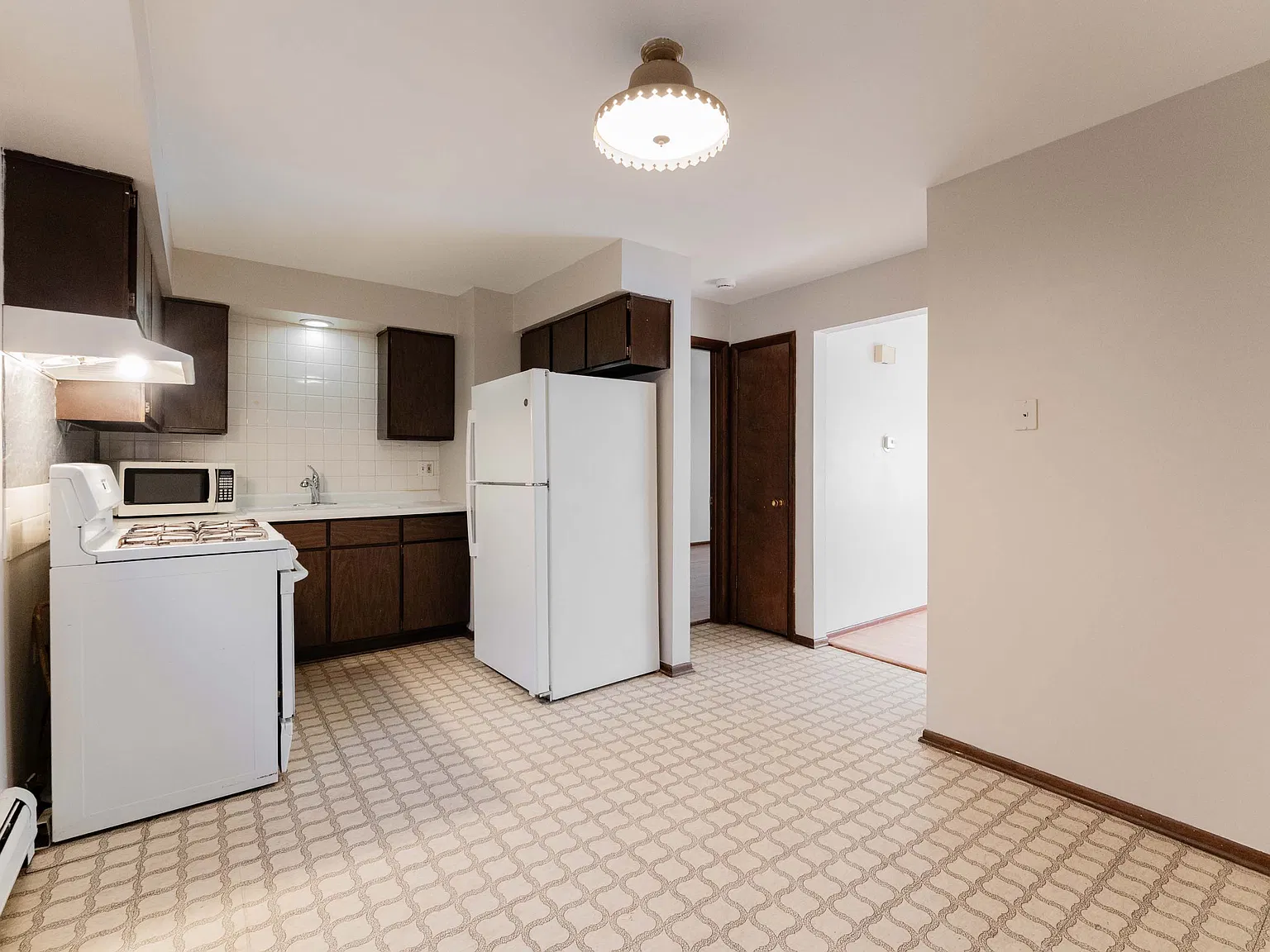 1 bed, 560 sqft, $1,375 — Photo 3