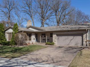 3410 51st St, Moline, IL 61265