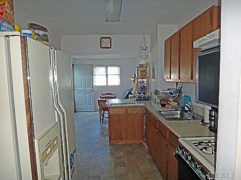 2nd image of 10757 110th St