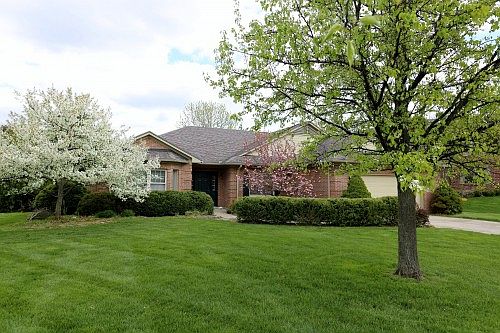 1st image of 10756 Country Walk Ct