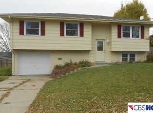 521 W Elm St, Ceresco, NE 68017