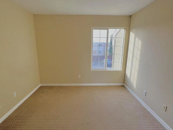 4th image of 5252 Balboa Arms Dr Unit 216