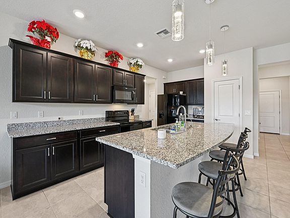 3rd image of 2808 Troubadour Street