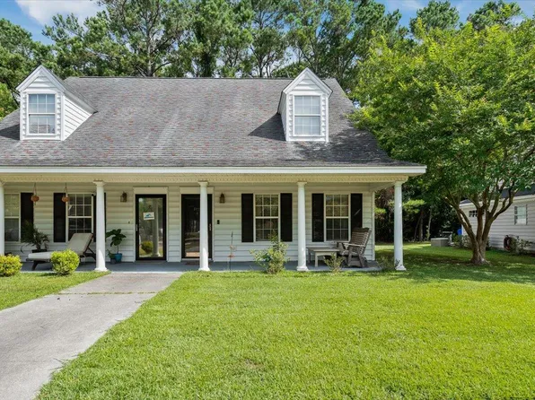 2324 Kings Gate Ln, Mount Pleasant, SC 29466