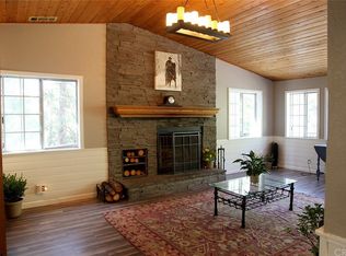 24700 Valle Dr, Crestline, CA 92325