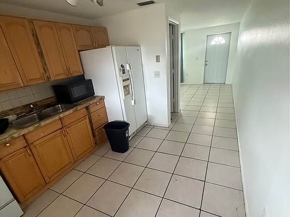 4th image of 12204 Maltz Ave APT B