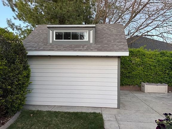5th image of 4470 W Cambridge Dr
