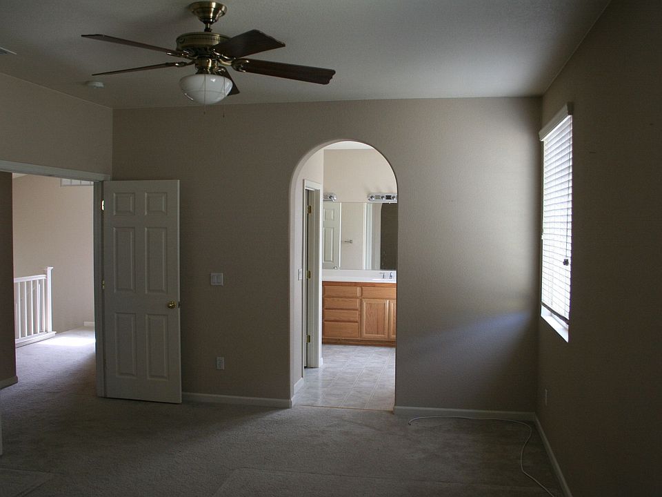 Main Bedroom Suite