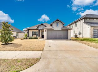 128 Arrow Wood Rd, Waxahachie, TX 75165