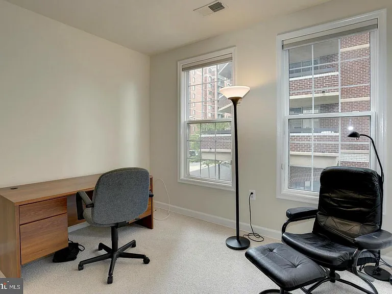 1320 N Wayne St #307 — Photo 19