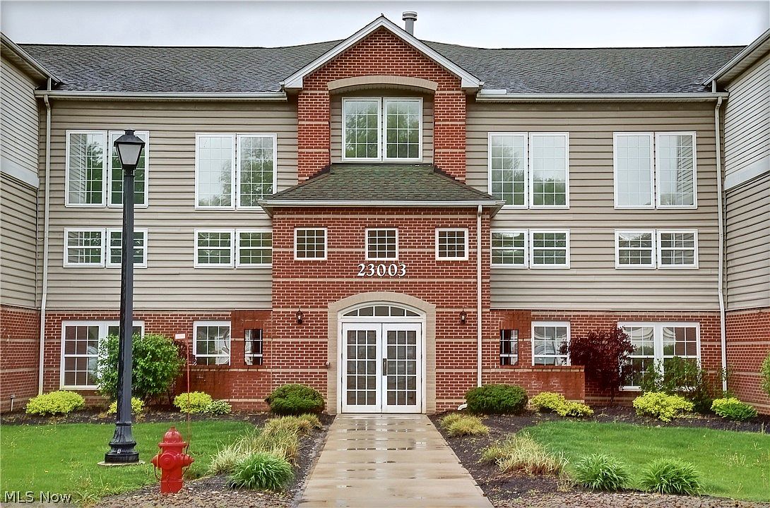 23003 Chandlers Ln APT 339, Olmsted Falls, OH 44138 Zillow