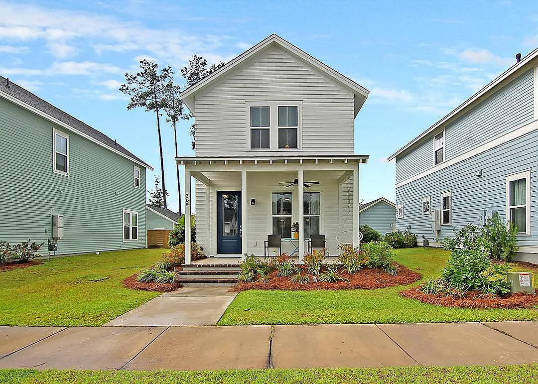 309 Oakbend St — Photo 1
