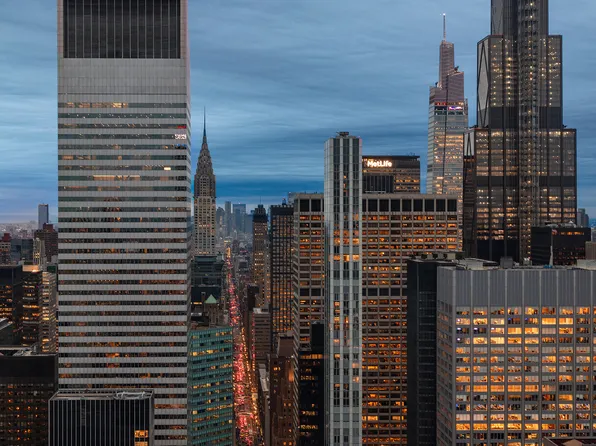 151 East 58th Street image 7 of 25