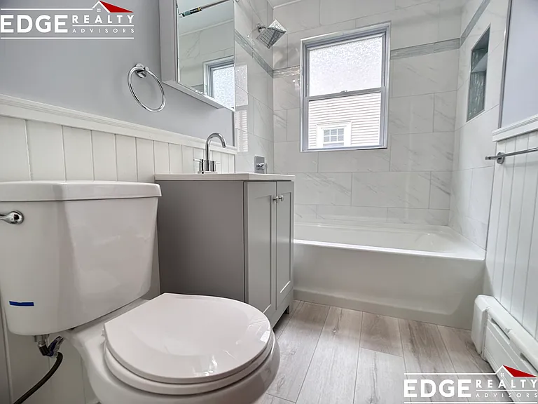 41 Hobart St — Photo 5