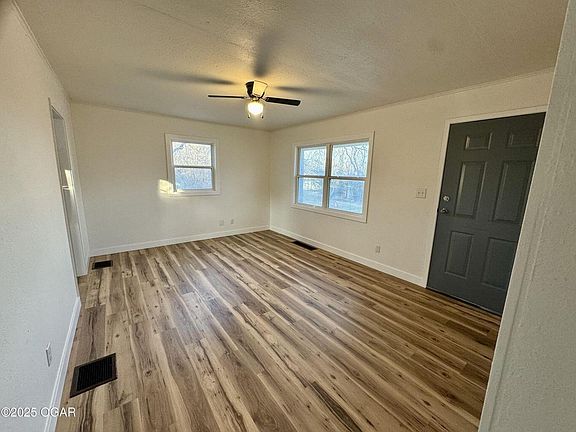 4th image of 432 N Joplin Avenue