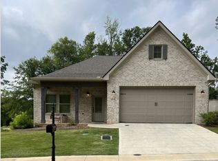 1716 Lois Ln, Auburn, AL 36832