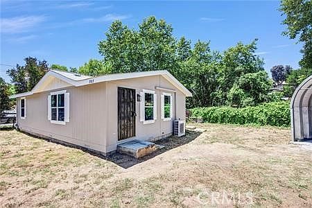 2nd image of 707 Silverbrook Dr