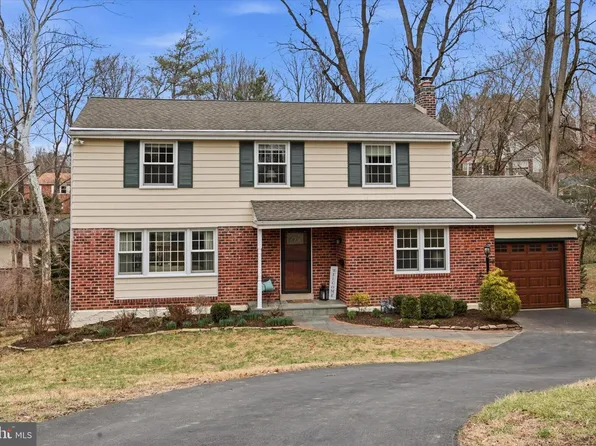 8331 Elliston Dr, Glenside, PA 19038