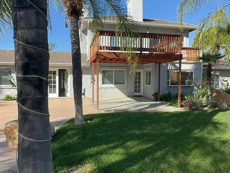 2123 Deland Ct — Photo 37