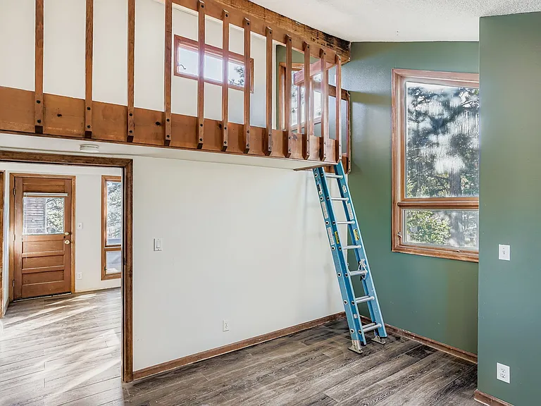 30172 Hilltop Dr — Photo 17