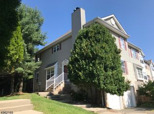 601 Tallwood Ln #601, Dunellen, NJ