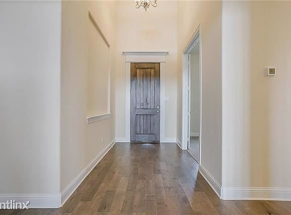 5th image of 524 Grant Ct