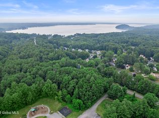 76 Canty Rd, Saratoga Springs, NY 12866