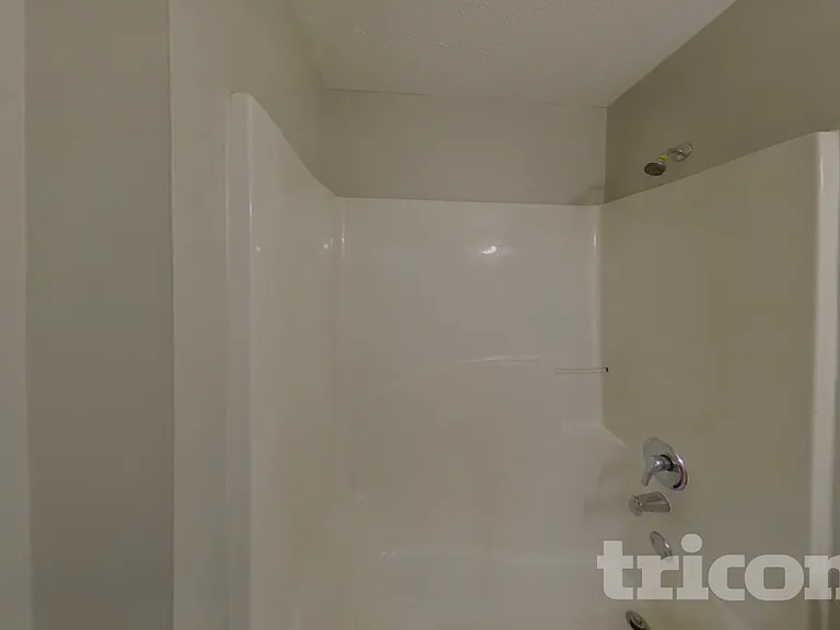 4702 Bullock Ln — Photo 14