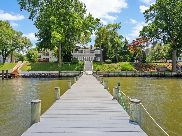 1088 River Bay Rd, Annapolis, MD 21409