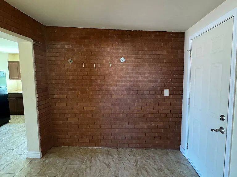 902 S Fremont Ave — Photo 16