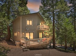 305 Cedarbrook Dr, Twin Peaks, CA 92391