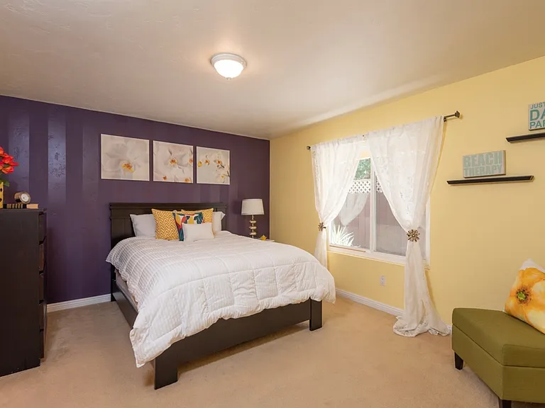 3843 Riviera Dr — Photo 14
