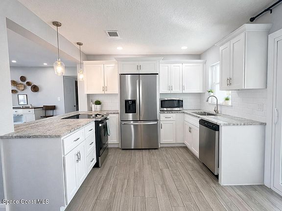 4th image of 120 Boca Ciega Rd