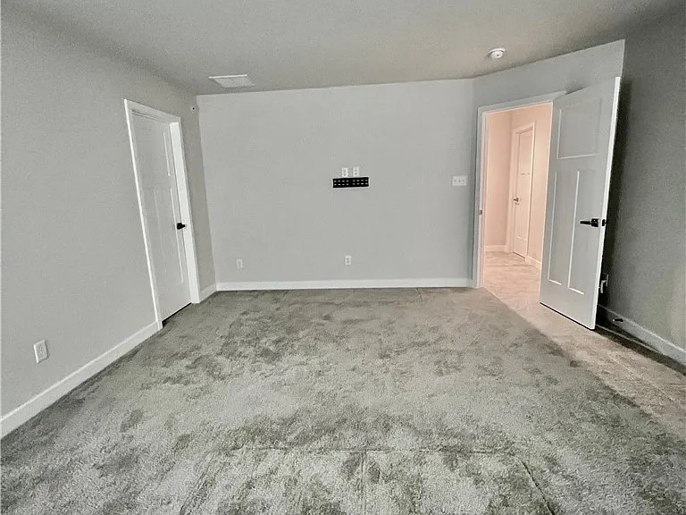 153 Melinda Ct — Photo 18