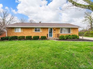 28 Amokee Pl, Tipp City, OH 45371