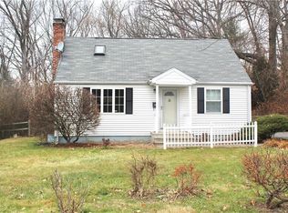 26 Scarborough Rd, Windsor, CT 06095