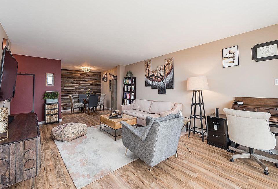 1st image of 1200 N Vine St APT 6E