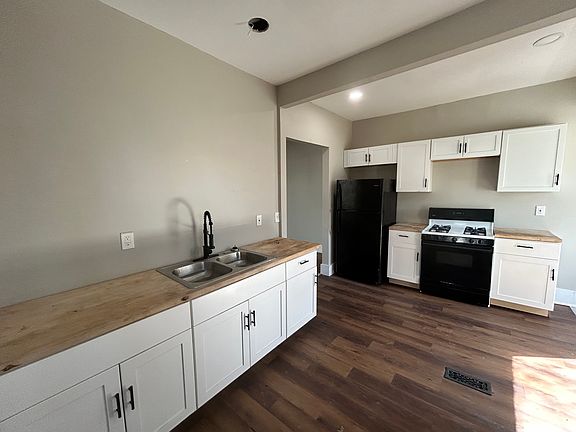 5th image of 10206 Westchester Ave #2