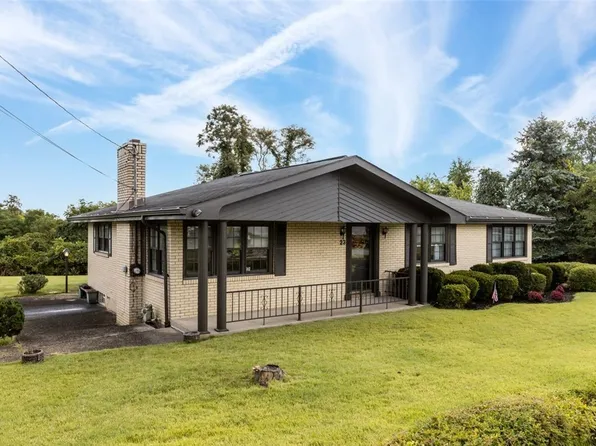 23 High St, Monessen, PA 15062