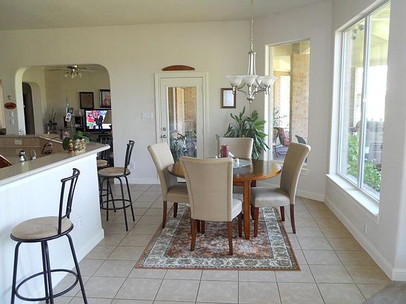 Breakfast Area and back door to covered patio