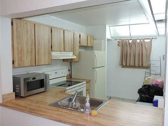 3rd image of 20725 NE 8th Ct APT 101-11
