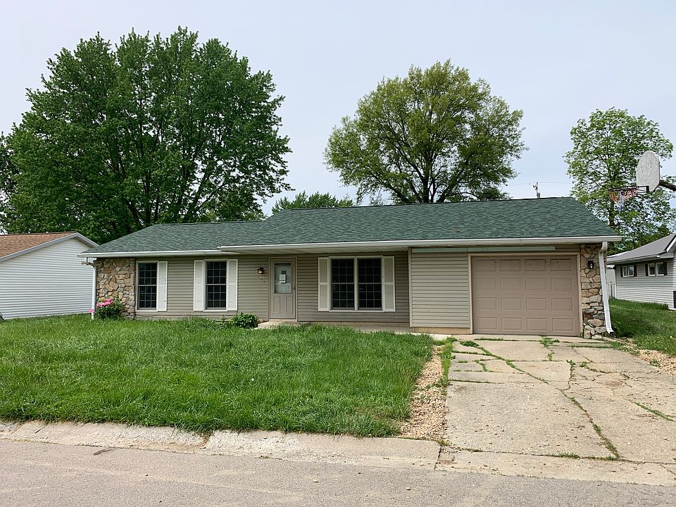 1st image of 307 Greenwood Dr