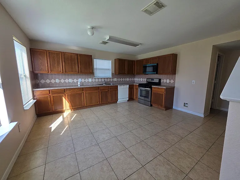 15127 Blue Creek Ranch Dr — Photo 14