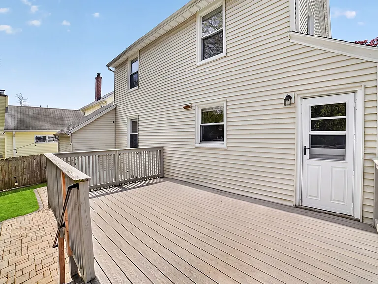 26 Montross St — Photo 30