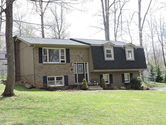 1st image of 17660 Mahogany Dr