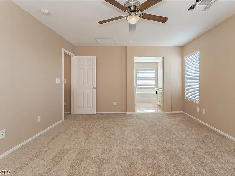 11705 Grotta Azzurra Ave — Photo 23